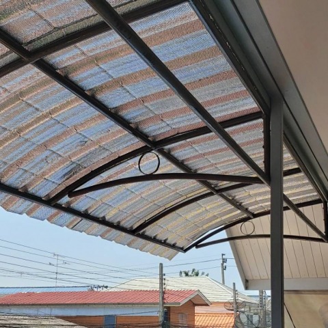 รับติดตั้งหลังคากันสาดเมทัลชีท